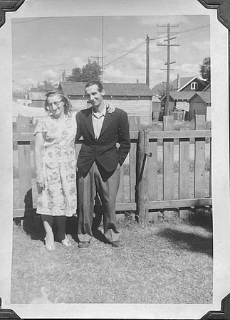 FromLynn13_1Winnipeg1950VincentLeonaNose