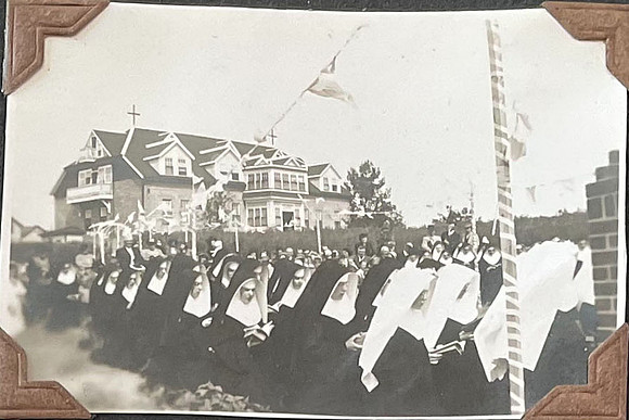 FromLynn7_2celebration1947