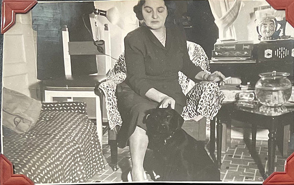 FromLynn8_1Margaret1949