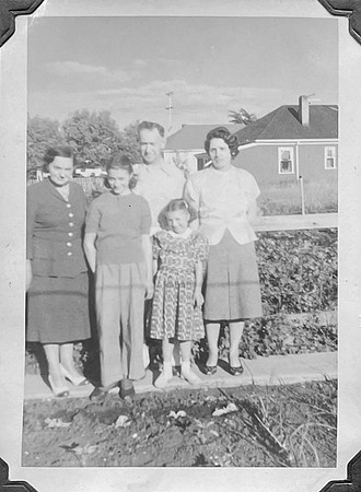 FromLynn11_1Winnipeg1950Mollys